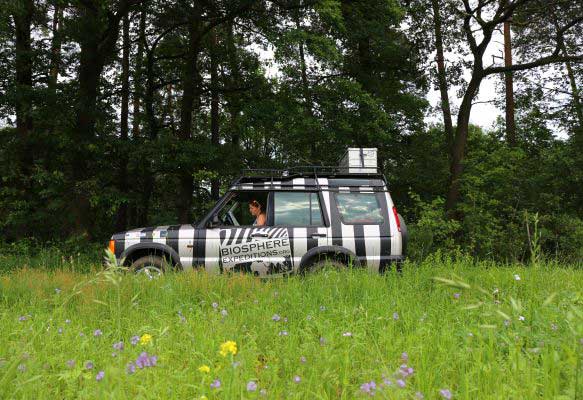 Expedition vehicle